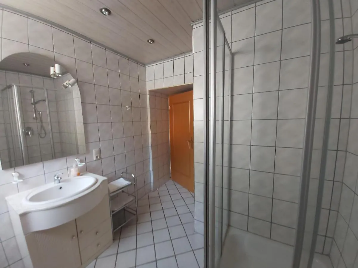 Hotel Schwarze Adler Streitberg 0*,